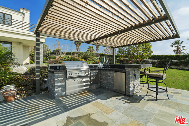 4 Bed Home for Sale in Malibu, California