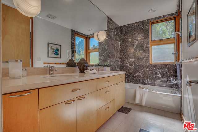 4 Bed Home for Sale in Sherman Oaks, California