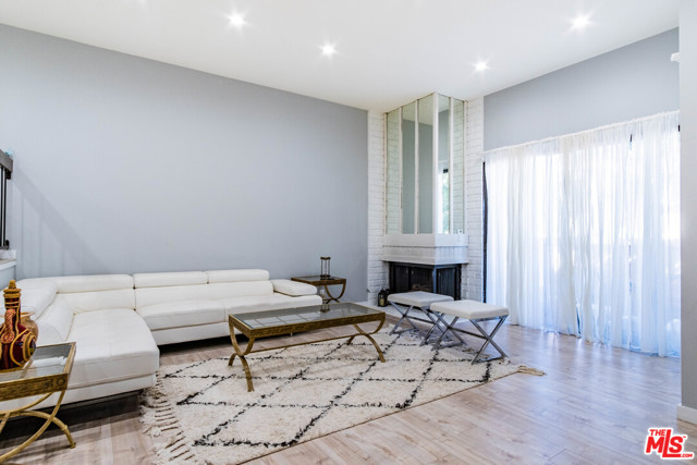 2 Bed Home for Sale in Encino, California
