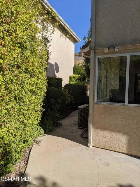 3 Bed Home for Sale in Oak Park, California