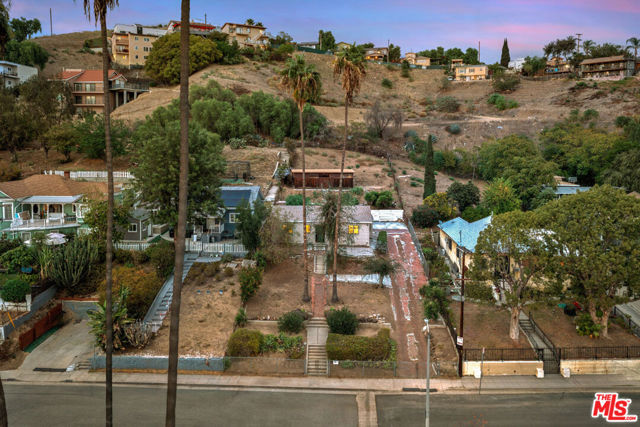 Property Photo 23