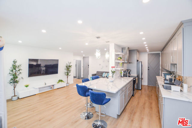 feature listing property photo