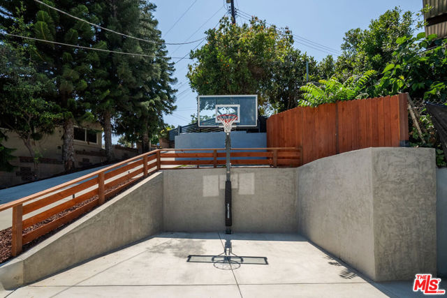 Property Photo 38