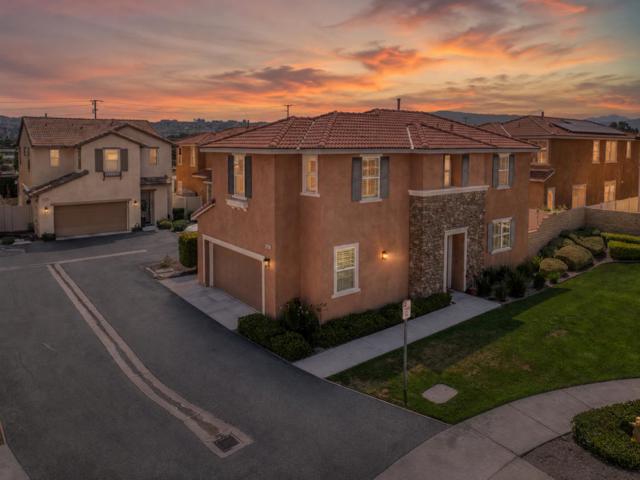 feature listing property photo