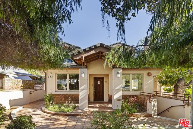 feature listing property photo