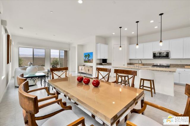 feature listing property photo