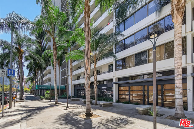 feature listing property photo