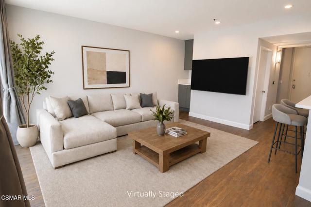 feature listing property photo