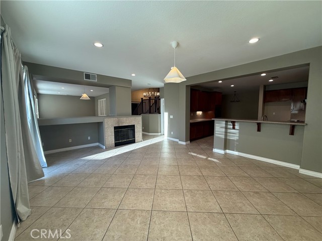 Detail Gallery Image 9 of 35 For 1783 Pinnacle Way, Upland,  CA 91784 - 4 Beds | 2/1 Baths