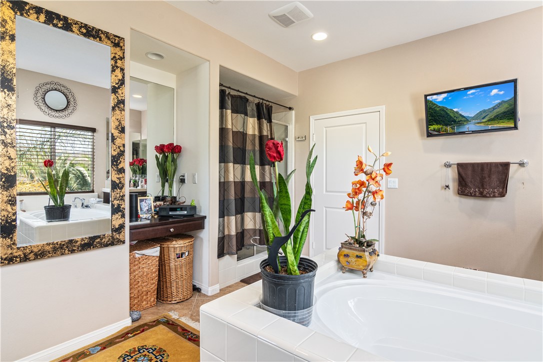 Detail Gallery Image 24 of 49 For 25944 Thistletown Ct, Menifee,  CA 92584 - 4 Beds | 2/1 Baths