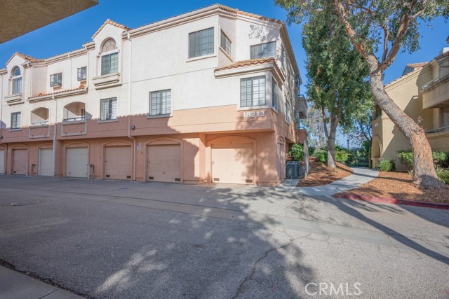 Detail Gallery Image 33 of 38 For 18213 Flynn Dr #132,  Canyon Country,  CA 91387 - 2 Beds | 2 Baths