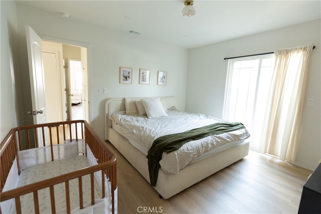 MLS #OC25221176 image #25