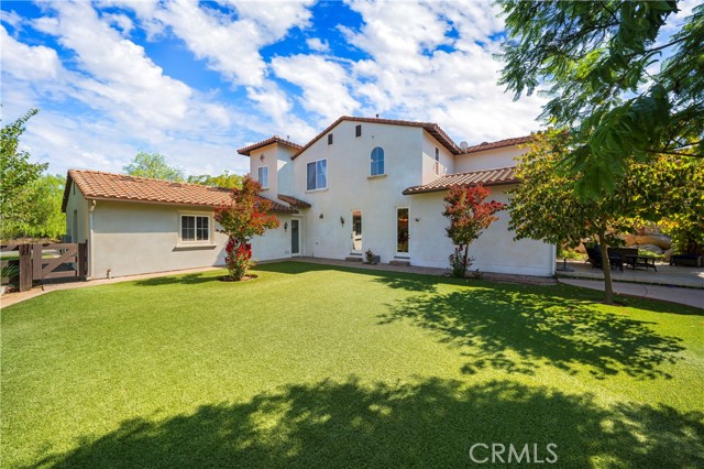 42179 Calle Paramo, Murrieta CA: https://media.crmls.org/medias/0003536b-60c8-4cf2-bdac-d7385b43805b.jpg