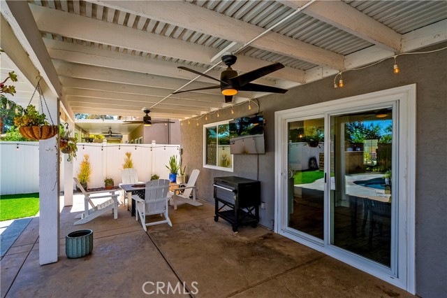 33037 Paterno Street, Temecula CA: https://media.crmls.org/medias/0003642e-10f4-41a3-8bd1-34d66366c491.jpg