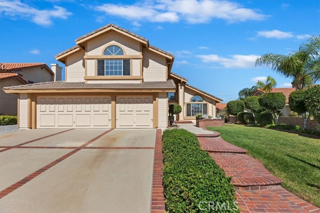 Detail Gallery Image 7 of 56 For 2450 via Pacifica, Corona,  CA 92882 - 4 Beds | 3 Baths