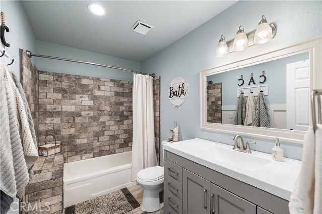 29740 Nogues Road, Nuevo CA: https://media.crmls.org/medias/00044d5c-21f4-4cf5-9f05-77ff59225d77.jpg