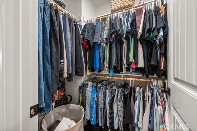 Detail Gallery Image 28 of 58 For 4975 Oak Moss, Fontana,  CA 92336 - 4 Beds | 3 Baths