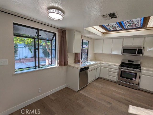 Detail Gallery Image 24 of 73 For 1715 Encino Ave a,  Monrovia,  CA 91016 - 3 Beds | 2 Baths