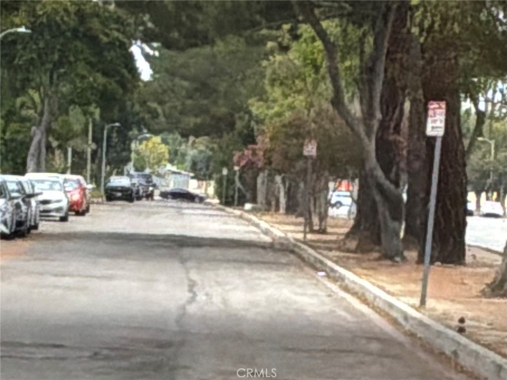 https://media.crmls.org/medias/000552a3-d893-46cf-8236-e35d9ed8a9e2.jpg?preset=X-Large