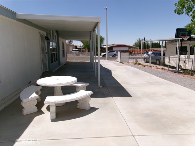 Detail Gallery Image 52 of 61 For 13983 Silver Lake Pl, Victorville,  CA 92395 - 3 Beds | 2 Baths