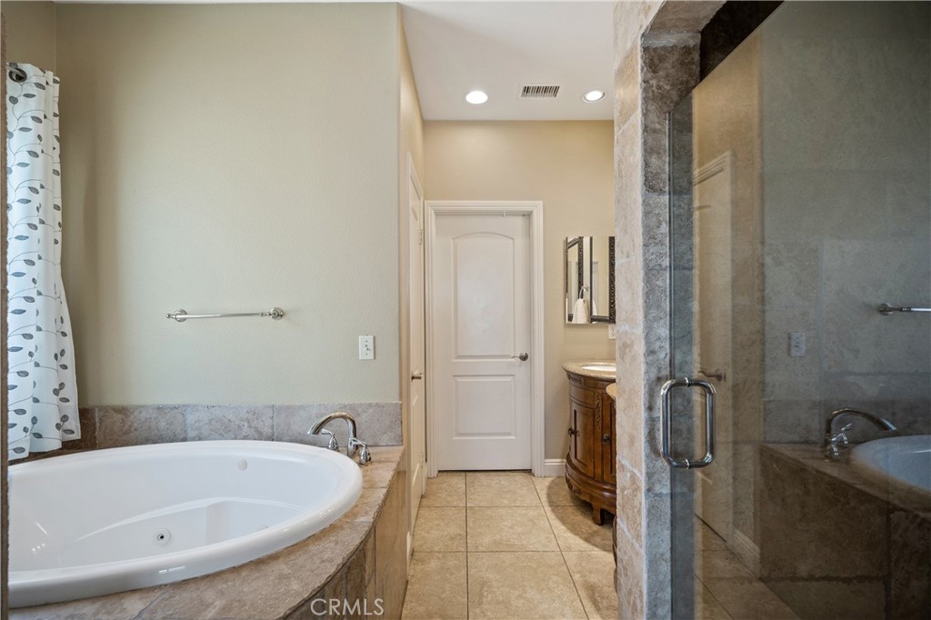 MLS #OC25046910 img 19