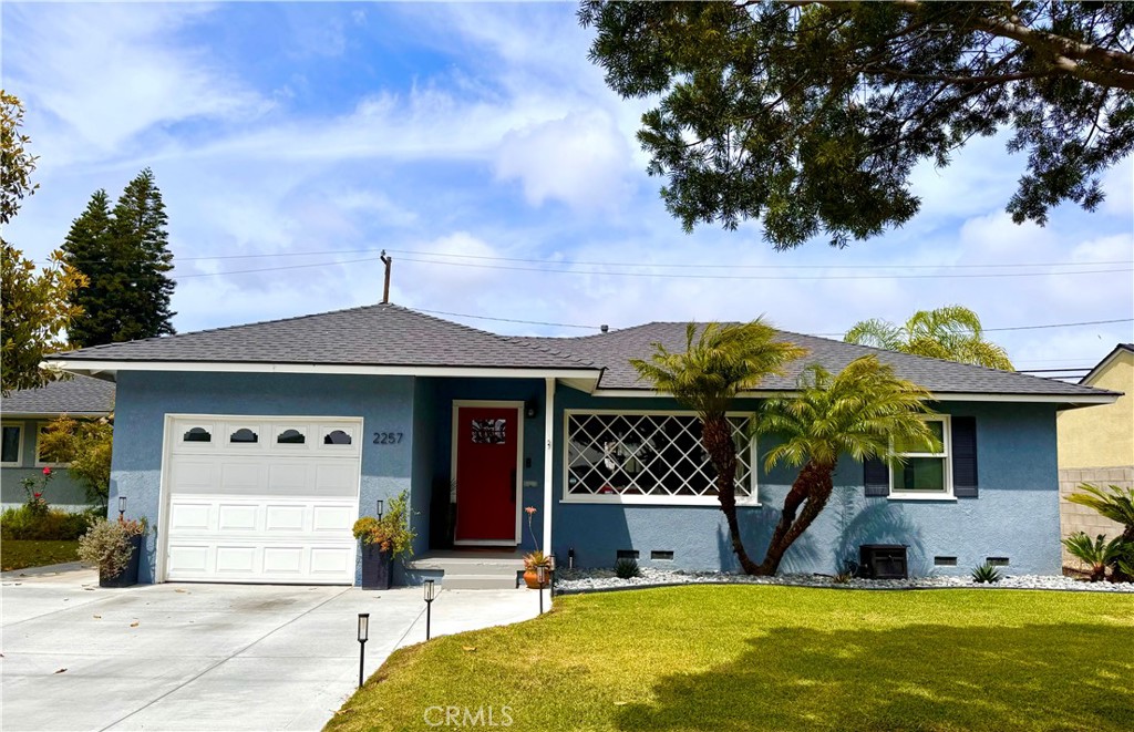 2257 N Bellflower Boulevard