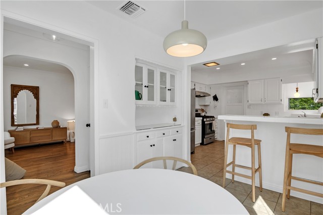 3780 Beethoven Street, Los Angeles CA: https://media.crmls.org/medias/00072644-f0b8-4a77-8db5-9e42ae43c38e.jpg
