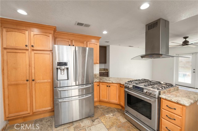 Detail Gallery Image 12 of 45 For 5670 Peacock, Riverside,  CA 92505 - 4 Beds | 2 Baths