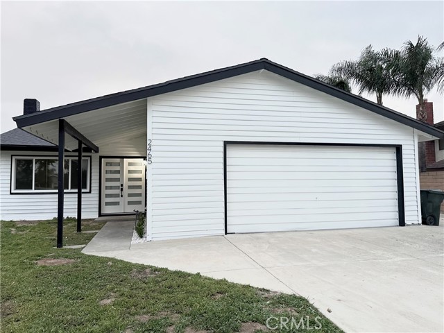 Detail Gallery Image 1 of 23 For 2465 N Idyllwild Ave, Rialto,  CA 92377 - 4 Beds | 2 Baths