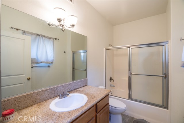 Detail Gallery Image 15 of 21 For 8800 Etiwanda Ave #10,  Northridge,  CA 91325 - 3 Beds | 2 Baths