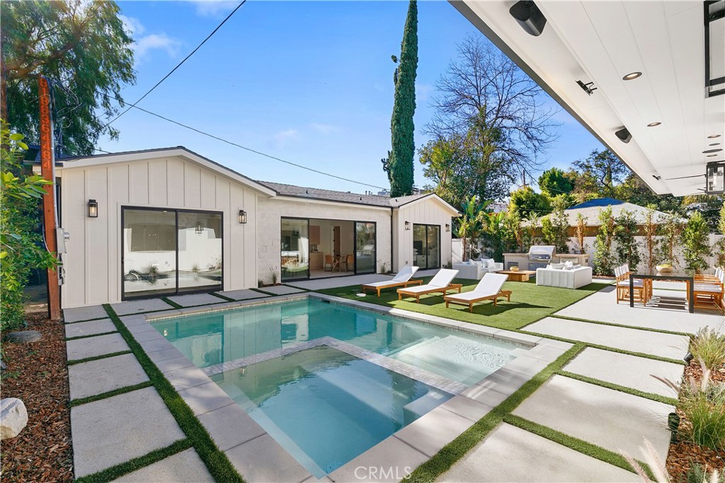 13944 Valleyheart DriveSherman Oaks img 3
