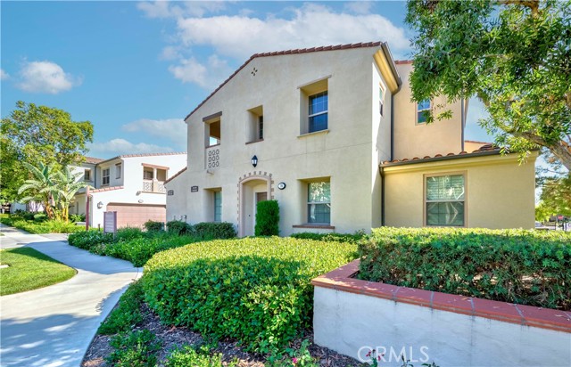 78 Talisman, Irvine CA: https://media.crmls.org/medias/000d4aa7-7eda-4e8e-a2ef-7c7488715ae2.jpg
