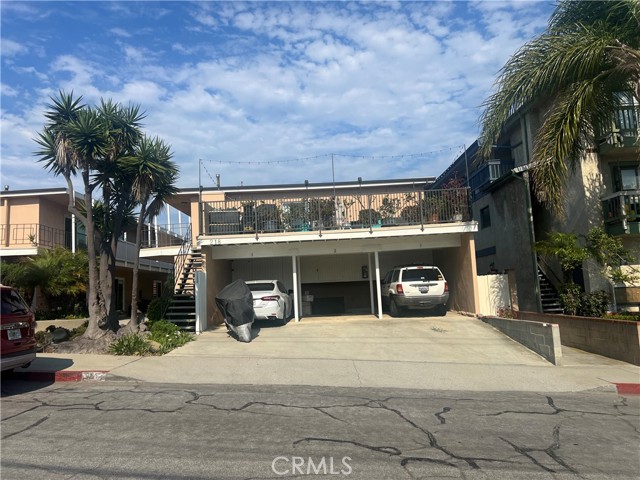 Image 12 of 13 For 218 Lomita  