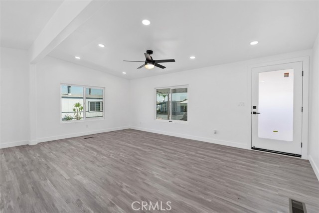 Detail Gallery Image 9 of 24 For 1456 E Philadelphia St Spc 247, Ontario,  CA 91761 - 2 Beds | 2 Baths