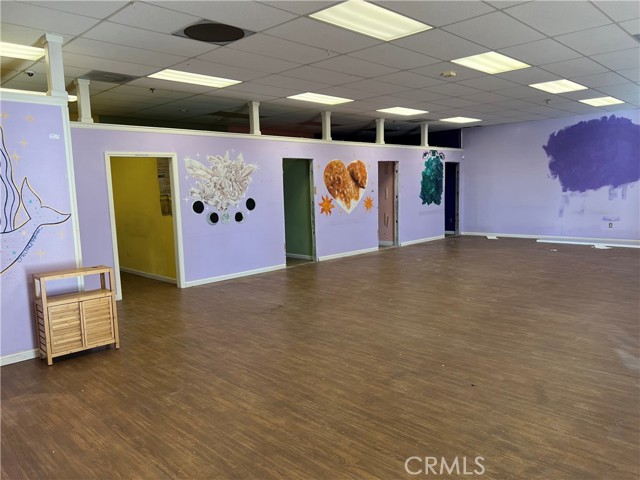 15550 Main Street, Hesperia, California 92345, ,Commercial Lease,For Rent,15550 Main Street,CRHD22181488