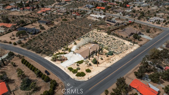 Detail Gallery Image 2 of 45 For 8570 Palomar Ave, Yucca Valley,  CA 92284 - 3 Beds | 3 Baths