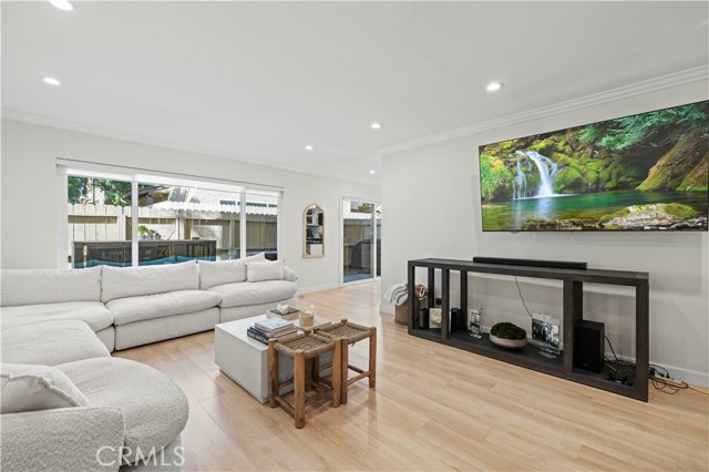 Detail Gallery Image 8 of 54 For 8601 Sunland #37,  Sun Valley,  CA 91352 - 3 Beds | 1/1 Baths