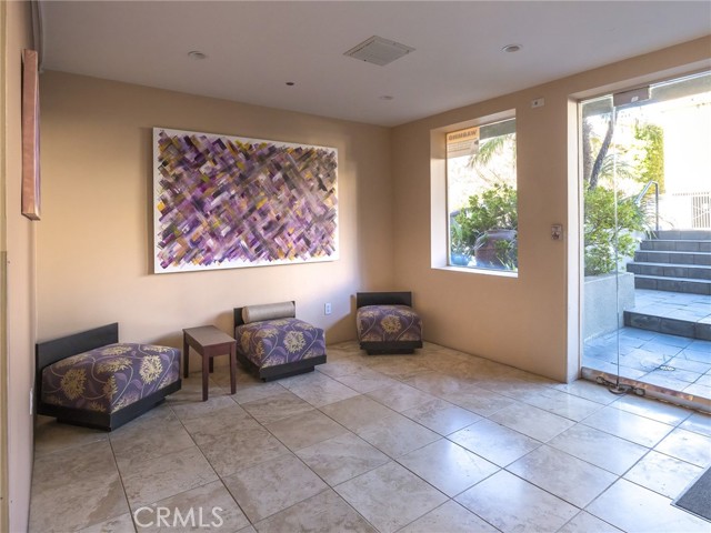 Detail Gallery Image 35 of 37 For 10664 Wilkins Ave #202,  Los Angeles,  CA 90024 - 2 Beds | 2/1 Baths