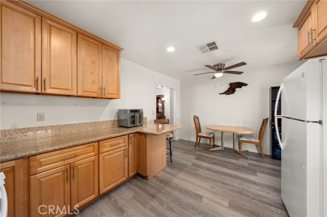 12610 Serrano Drive, Yucaipa CA: https://media.crmls.org/medias/0011d047-1728-4be2-bea0-22dc8e0732cf.jpg