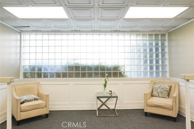 570 W Stocker Street, Glendale CA: https://media.crmls.org/medias/0011d739-a197-49e6-8f24-cfed732c3822.jpg
