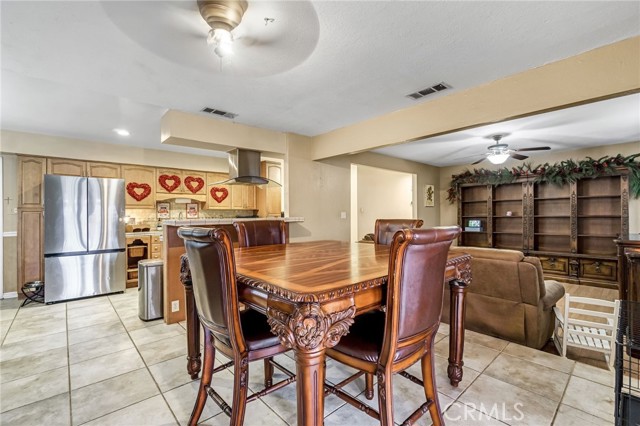 Detail Gallery Image 10 of 25 For 3849 N Stanford, Fresno,  CA 93727 - 3 Beds | 2 Baths