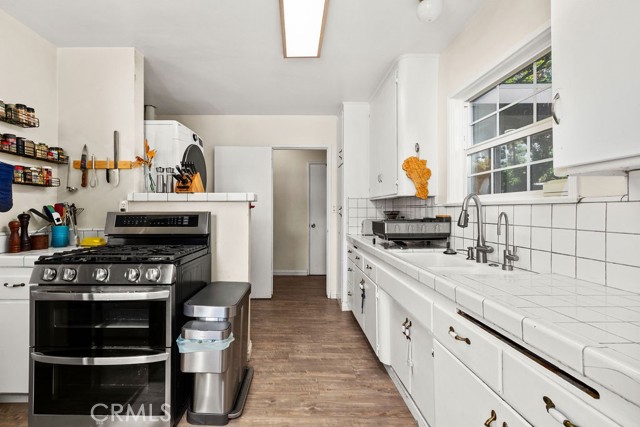 13828 La Cuarta Street photo 17