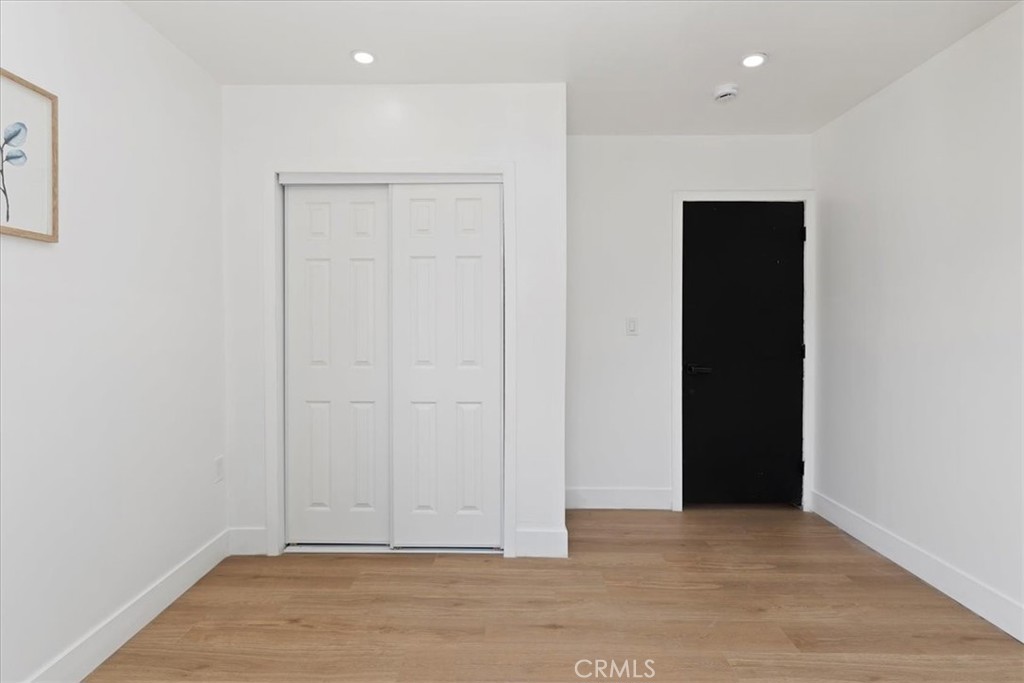 https://media.crmls.org/medias/00125e55-4d2b-4743-9237-60e6f0b1fb05.jpg?preset=X-Large