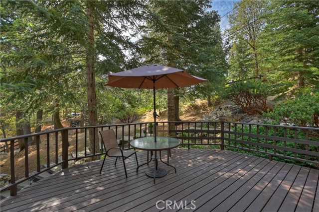 Detail Gallery Image 7 of 57 For 26146 Circle Dr, Lake Arrowhead,  CA 92352 - 3 Beds | 2 Baths