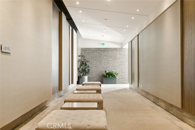 482 S Arroyo Parkway, Pasadena CA: https://media.crmls.org/medias/00135955-8739-49cb-9a86-9be2c1b4eddf.jpg