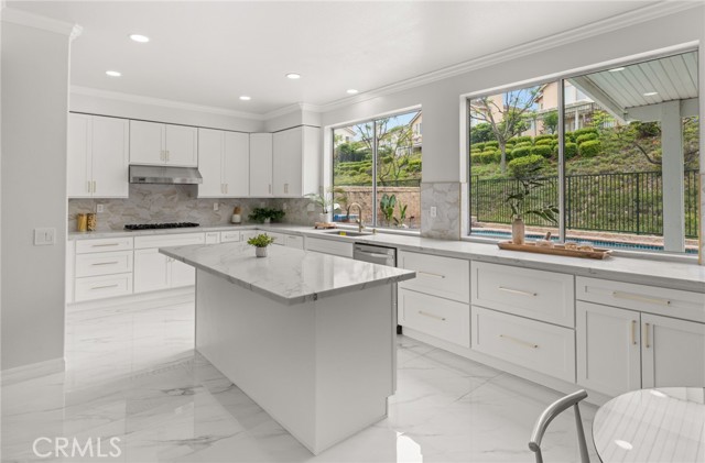 Image 13 of 51 For 16209 Eagleridge Court