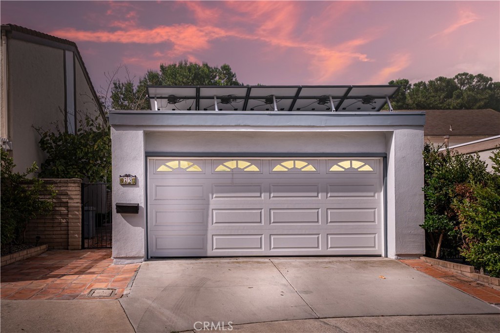 75 Willow Tree Lane