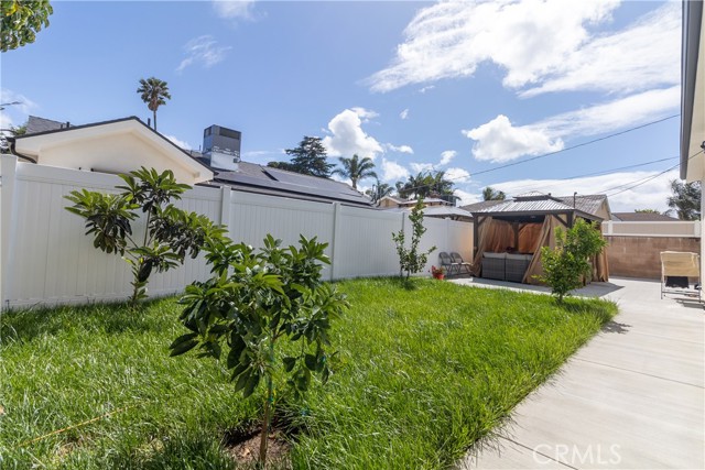 Detail Gallery Image 27 of 51 For 14159 Gault St, Van Nuys,  CA 91405 - 3 Beds | 2 Baths