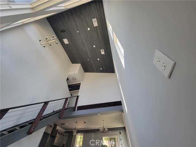 Detail Gallery Image 28 of 35 For 1155 Neptune Way, Crestline,  CA 92325 - 4 Beds | 2/1 Baths