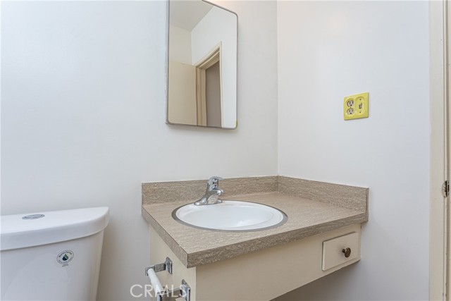 Detail Gallery Image 13 of 38 For 1152 N West St #53,  Anaheim,  CA 92801 - 2 Beds | 2 Baths